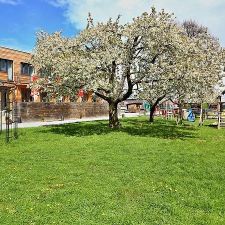 Pension Jezerná Zduchovice Esterno foto